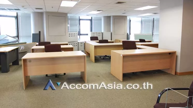 4  Office Space For Rent in Sukhumvit ,Bangkok BTS Ekkamai at Modern Town Building AA17506